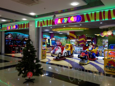 фото натурального линолеума в детском центре Happy Land